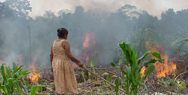 Amazonía-F3-Incendio-indigena-apaisada