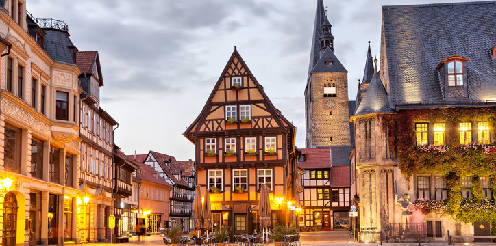 Half-timbered house on Market Square of Quedlinburg in the evening, Saxony-Anhalt, Germany