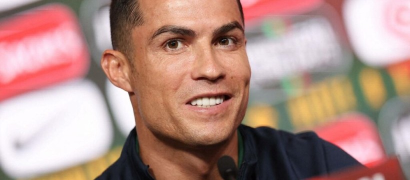 Cristiano-Ronaldo-a-eu-une-carriere-unique-1024x693